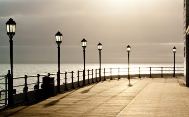 pier-1142032_1280